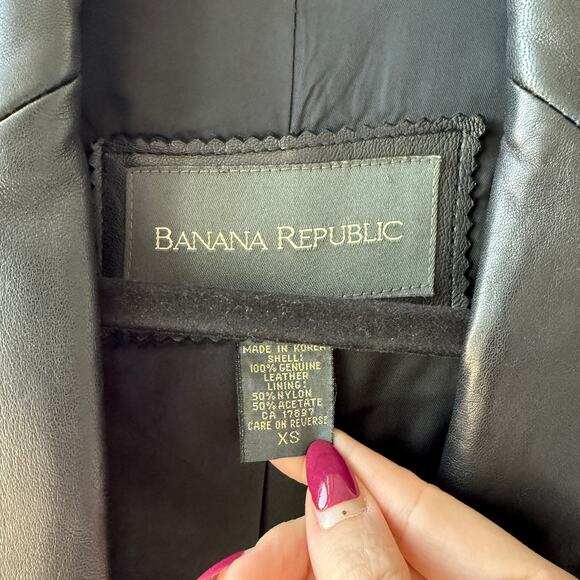 Banana Republic Vintage 90s 100% Genuine Leather Black Pea Coat - Picture 6 of 6